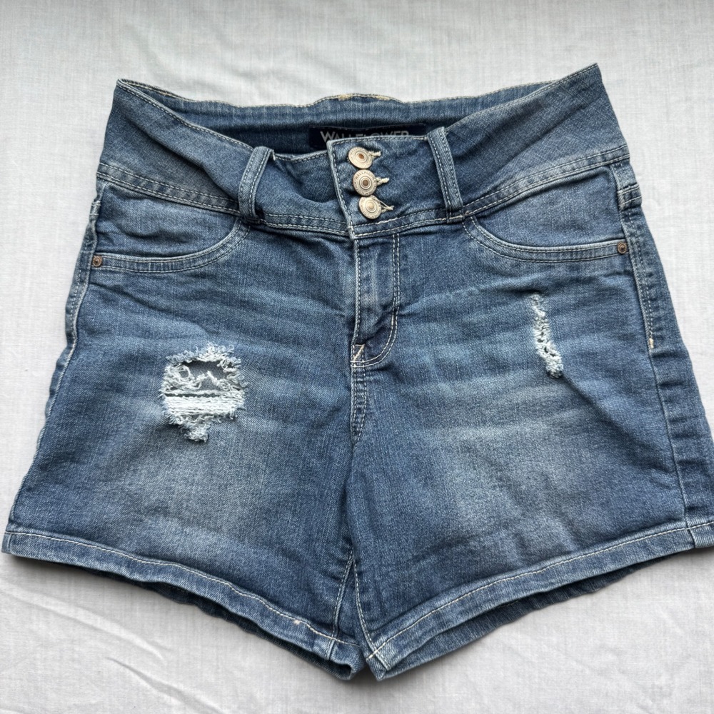 Wallflower Womens High Rise Distressed Denim Jean Shorts Blue Size 1 WFJ11416Z